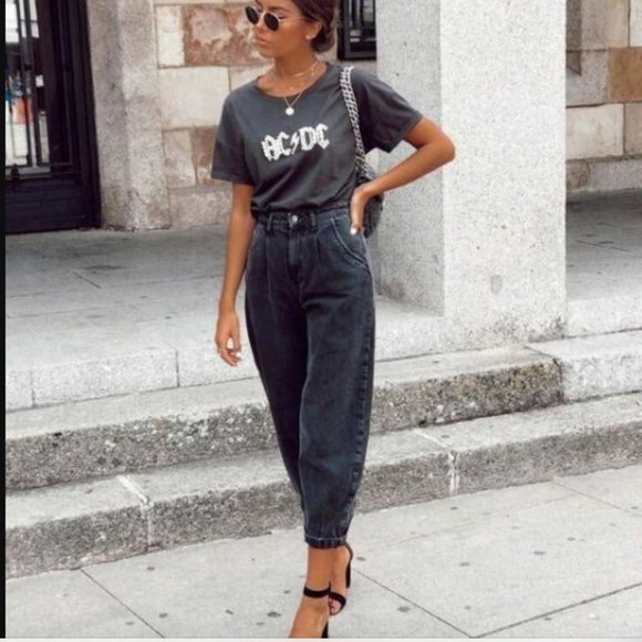 Vintage Slouchy High Waisted Jeans - Picture 6 of 15